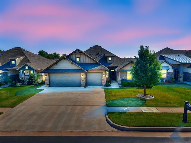 2800 Cedar Creek Drive, Moore, OK 73160