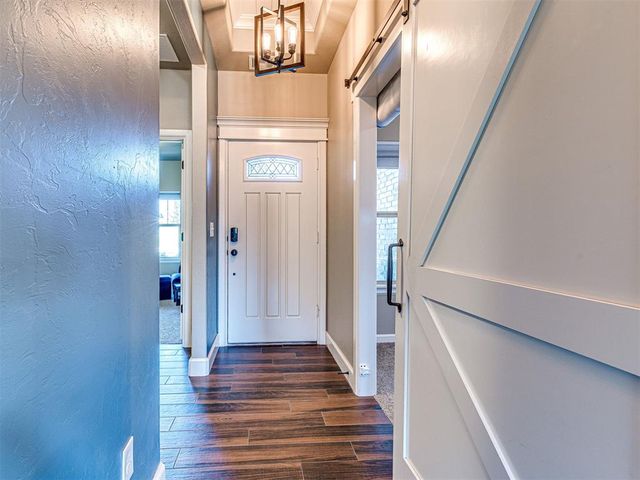 2800 Cedar Creek Drive, Moore, OK 73160