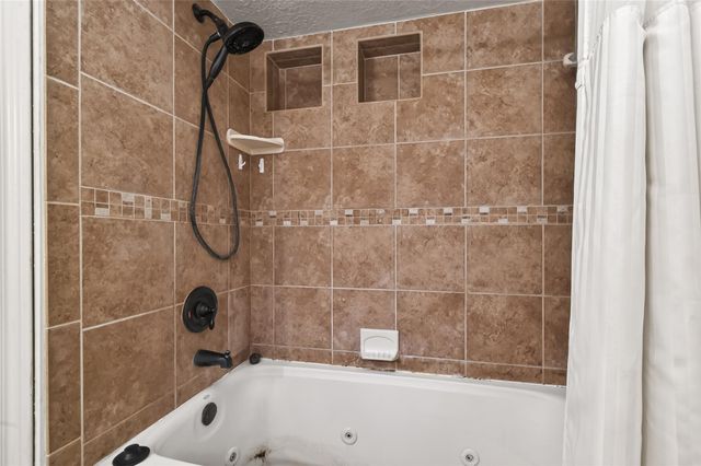 11611 Pebbleton Drive, Houston, TX 77070