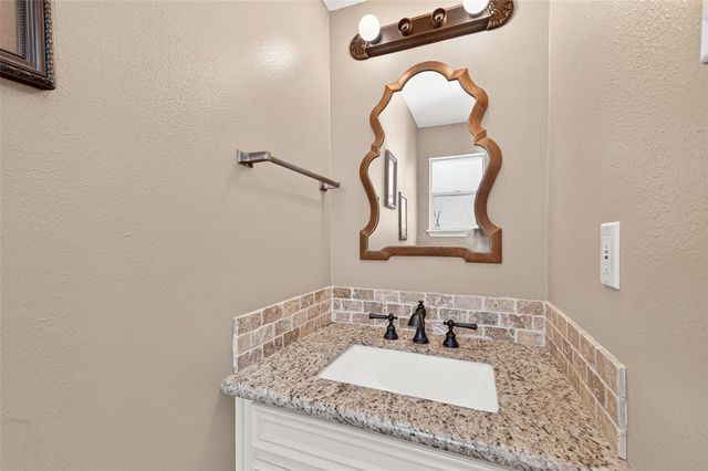 11611 Pebbleton Drive, Houston, TX 77070