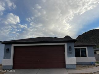 3303 W Alexanderwood Drive, Tucson, AZ 85746