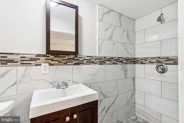 6213 MORTON ST, Philadelphia, PA 19144