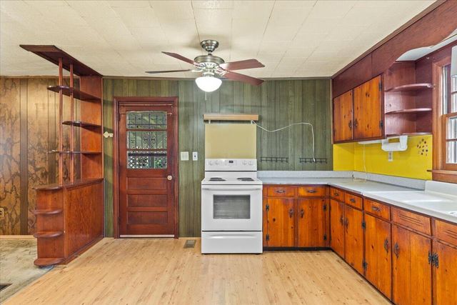 9 Chickamauga Street, Fort Oglethorpe, GA 30742