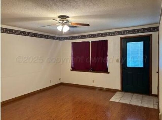 716 collier Drive, Spearman, TX 79081