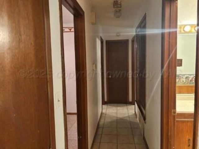 716 collier Drive, Spearman, TX 79081