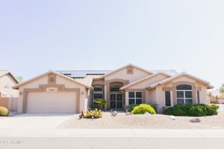 18883 N 88th Drive, Peoria, AZ 85382