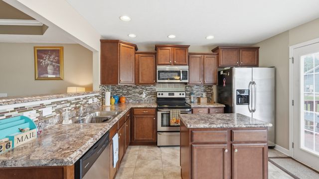 107 Creek Chase Rd, Manchester, TN 37355