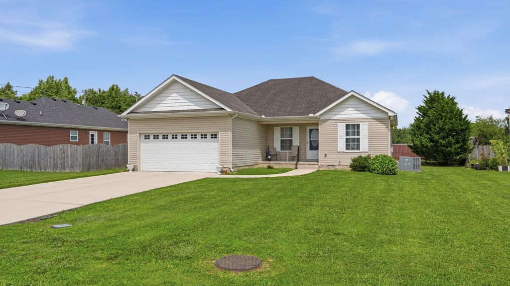 107 Creek Chase Rd, Manchester, TN 37355