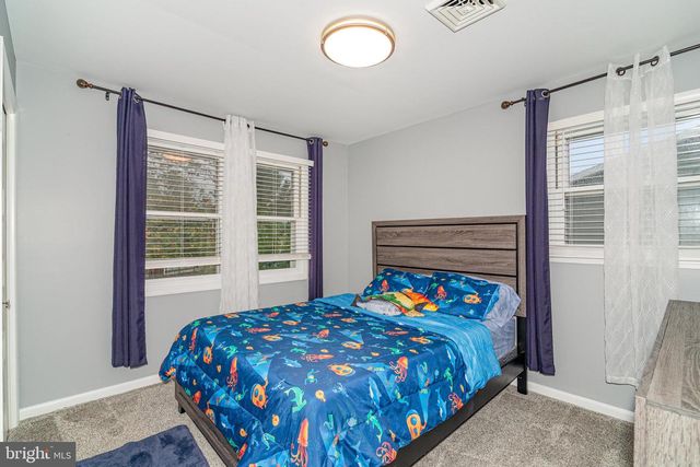 2 CUMBERLAND DR, Carlisle, PA 17013