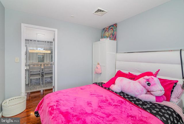 2 CUMBERLAND DR, Carlisle, PA 17013