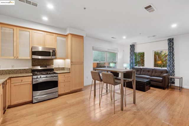 6466 Hollis Street 248, Emeryville, CA 94608