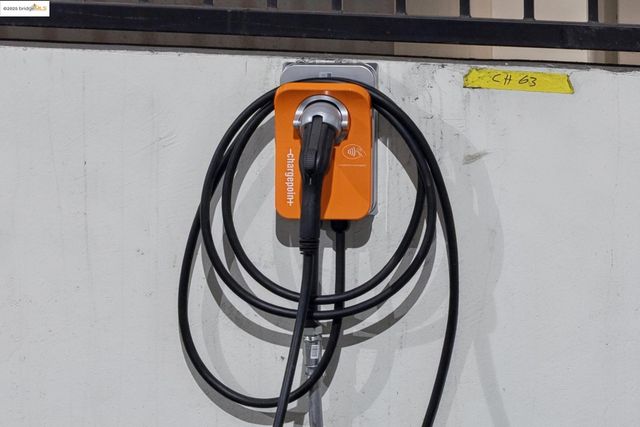 6466 Hollis Street 248, Emeryville, CA 94608