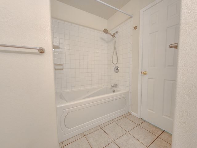 6220 Meteor Court NW, Albuquerque, NM 87120