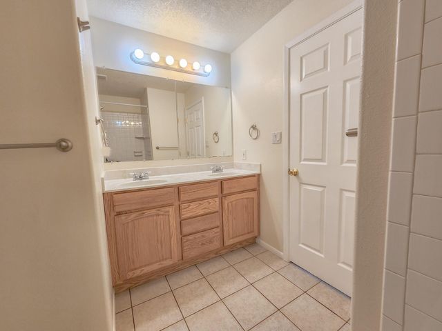 6220 Meteor Court NW, Albuquerque, NM 87120