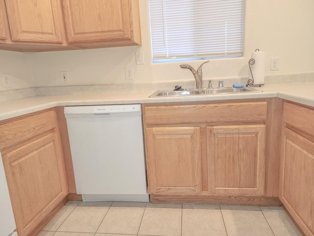 6220 Meteor Court NW, Albuquerque, NM 87120