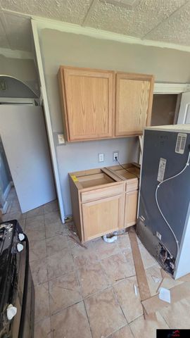 4025 Charles Street, Omaha, NE 68131