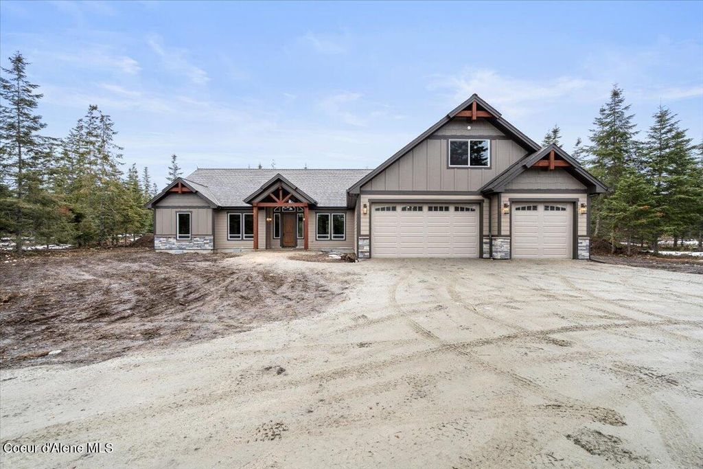 L1 Gemini Lane, Rathdrum, ID 83858