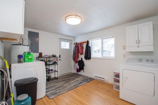 516 Chapin Drive, Harwood, ND 58042