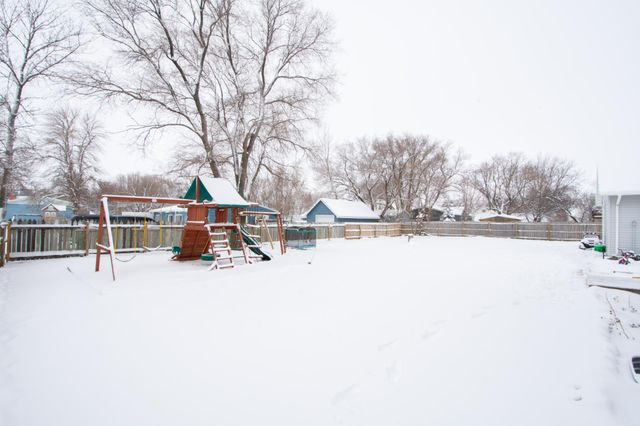 516 Chapin Drive, Harwood, ND 58042