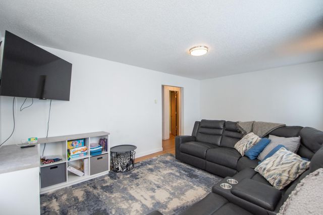 516 Chapin Drive, Harwood, ND 58042