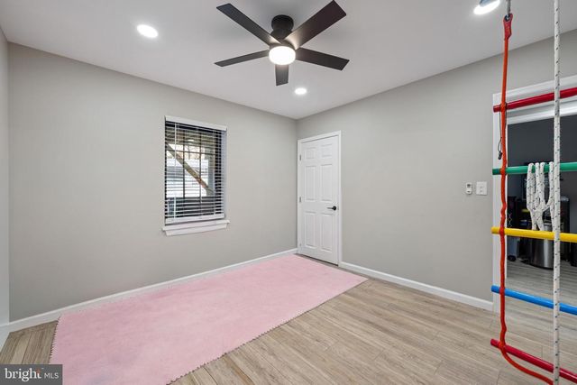 207 WOODLAWN AVE, Williamstown, NJ 08094