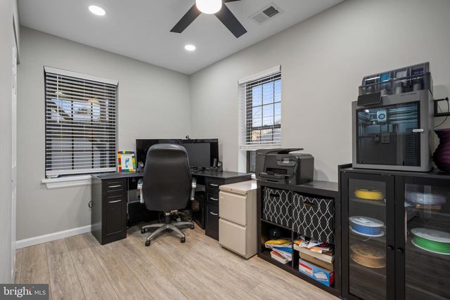 207 WOODLAWN AVE, Williamstown, NJ 08094