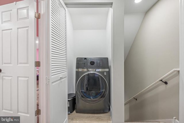 207 WOODLAWN AVE, Williamstown, NJ 08094