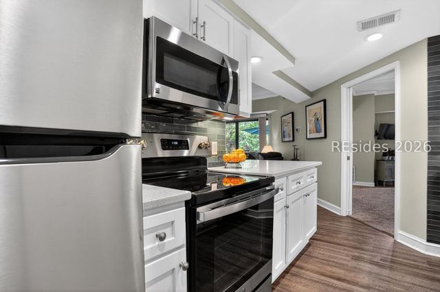 10 S Forest Beach Dr Apt 120, Hilton Head Island, SC 29928