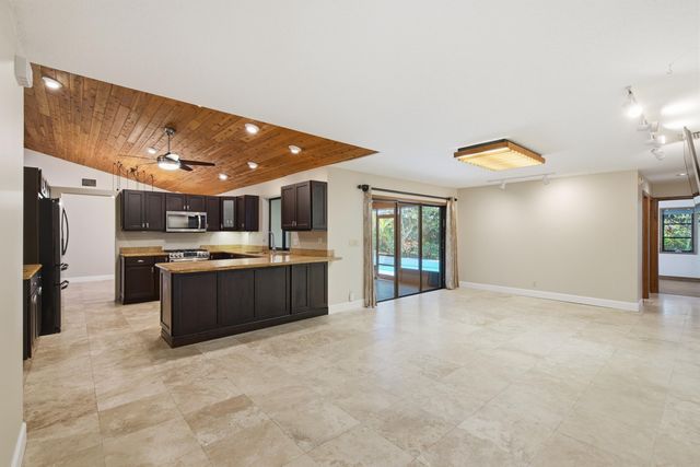 5186 SE Harrold Terrace, Stuart, FL 34997