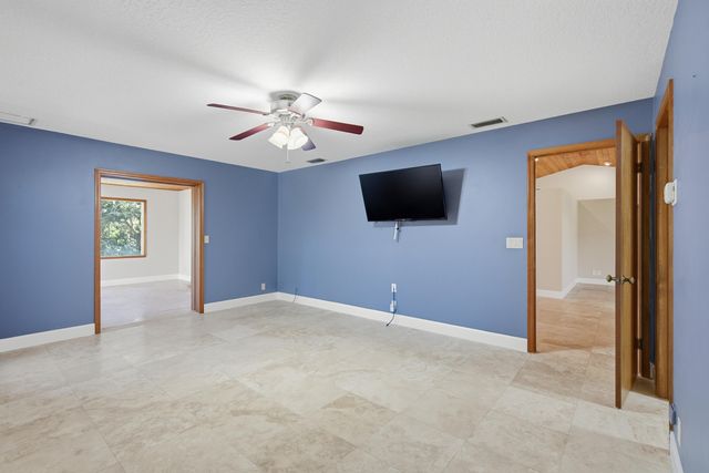 5186 SE Harrold Terrace, Stuart, FL 34997