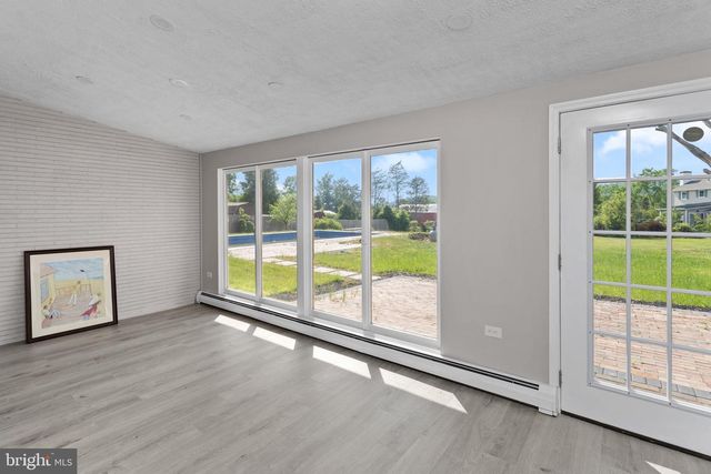 98 CHURCH RD, Titusville, NJ 08560