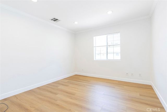 10531 Greenburn Avenue, Sunland, CA 91040