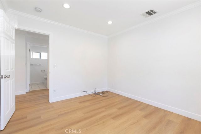 10531 Greenburn Avenue, Sunland, CA 91040