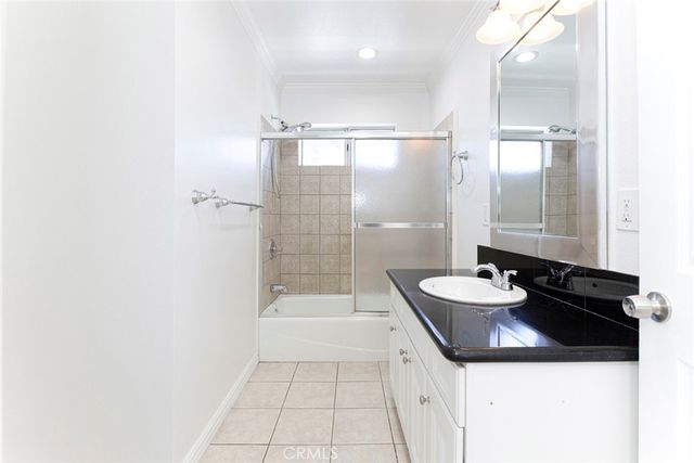 10531 Greenburn Avenue, Sunland, CA 91040