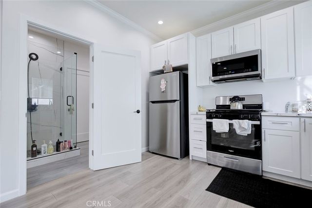 10531 Greenburn Avenue, Sunland, CA 91040