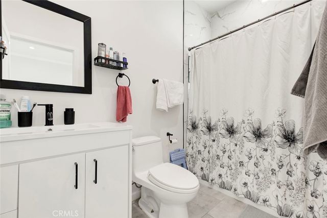 10531 Greenburn Avenue, Sunland, CA 91040