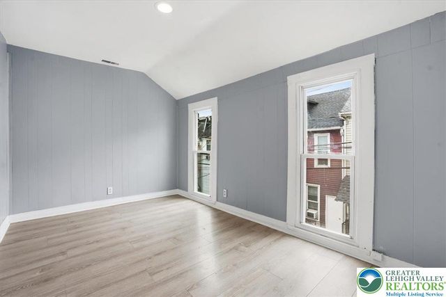 941 Pine Street, Allentown City, PA 18102