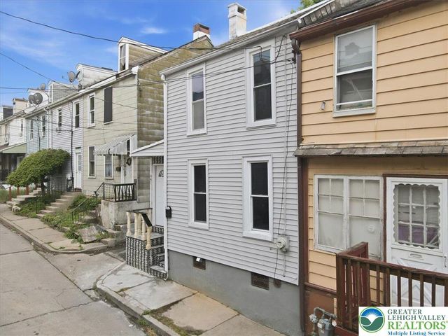 941 Pine Street, Allentown City, PA 18102