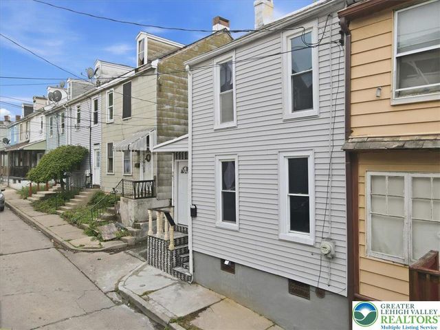 941 Pine Street, Allentown City, PA 18102