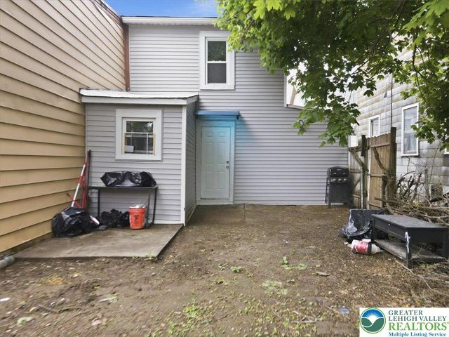 941 Pine Street, Allentown City, PA 18102