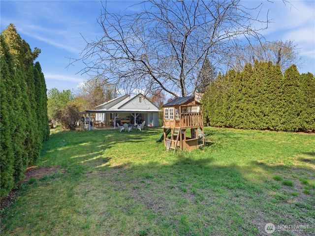 319 N Keller Avenue, East Wenatchee, WA 98802