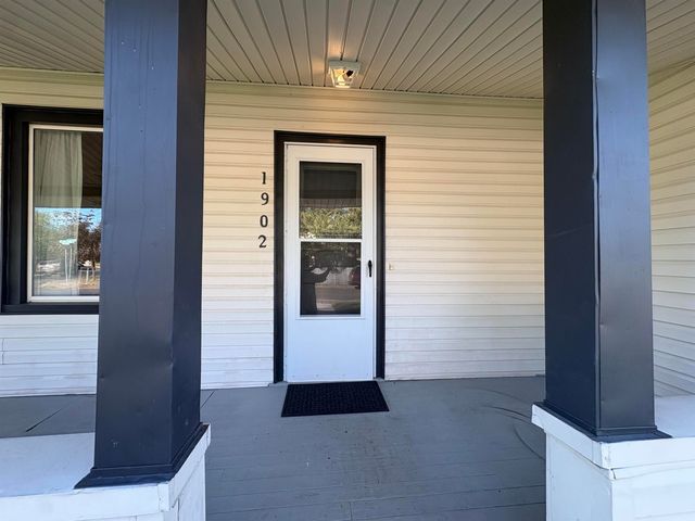1902 W SHANNON Ave, Spokane, WA 99205