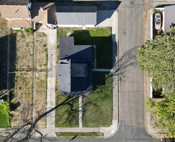 1902 W SHANNON Ave, Spokane, WA 99205