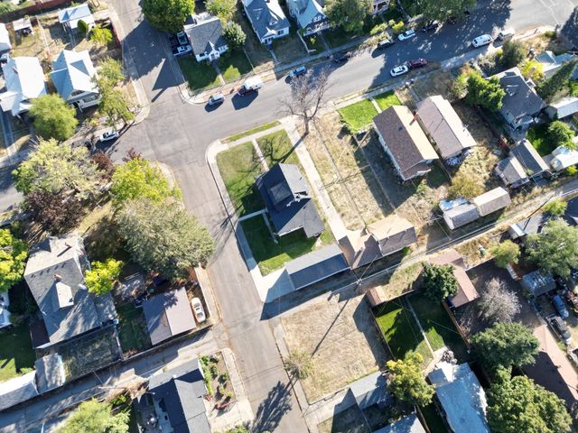 1902 W SHANNON Ave, Spokane, WA 99205