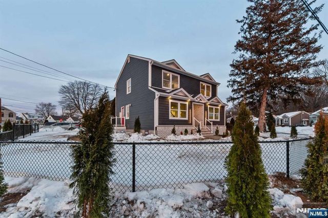 260 Washington Avenue, Elmwood Park, NJ 07407