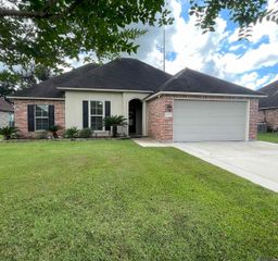 41125 Merrimac Dr, Sorrento, LA 70778