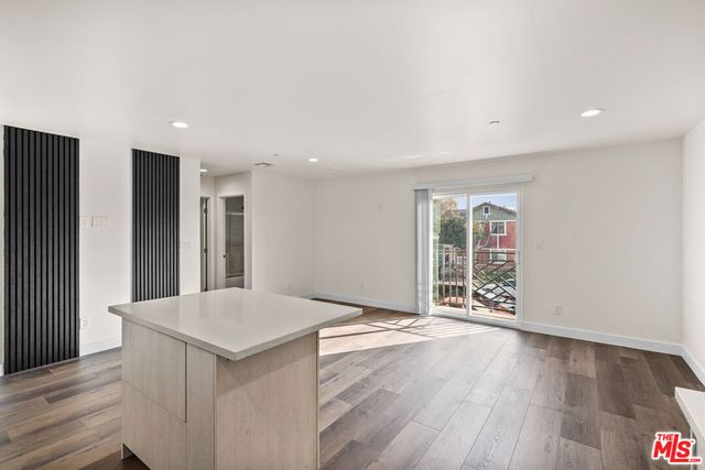 2525 Hauser Boulevard A, Los Angeles, CA 90016