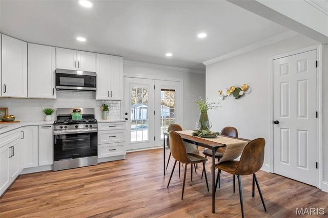 782 Sur Vista Drive, Arnold, MO 63010