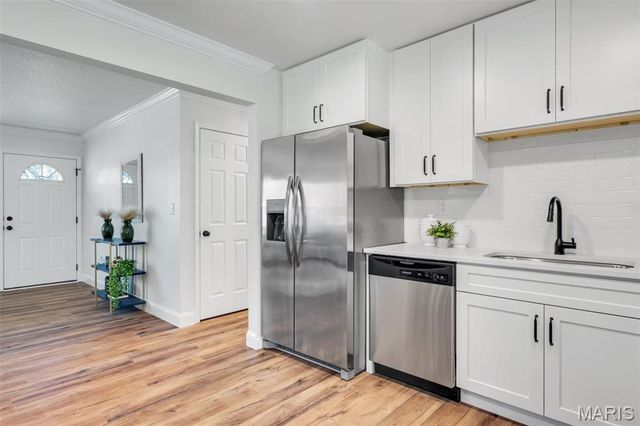 782 Sur Vista Drive, Arnold, MO 63010