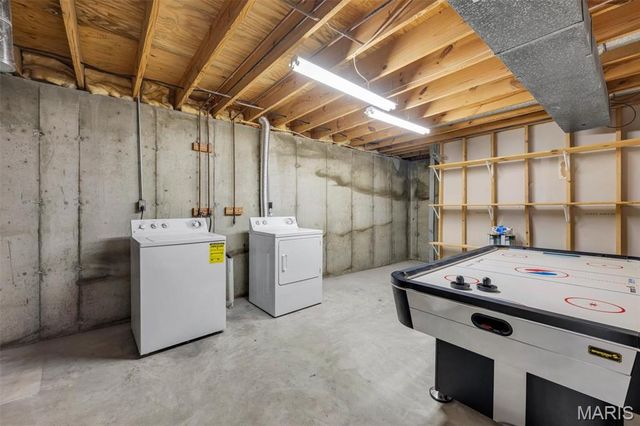 782 Sur Vista Drive, Arnold, MO 63010